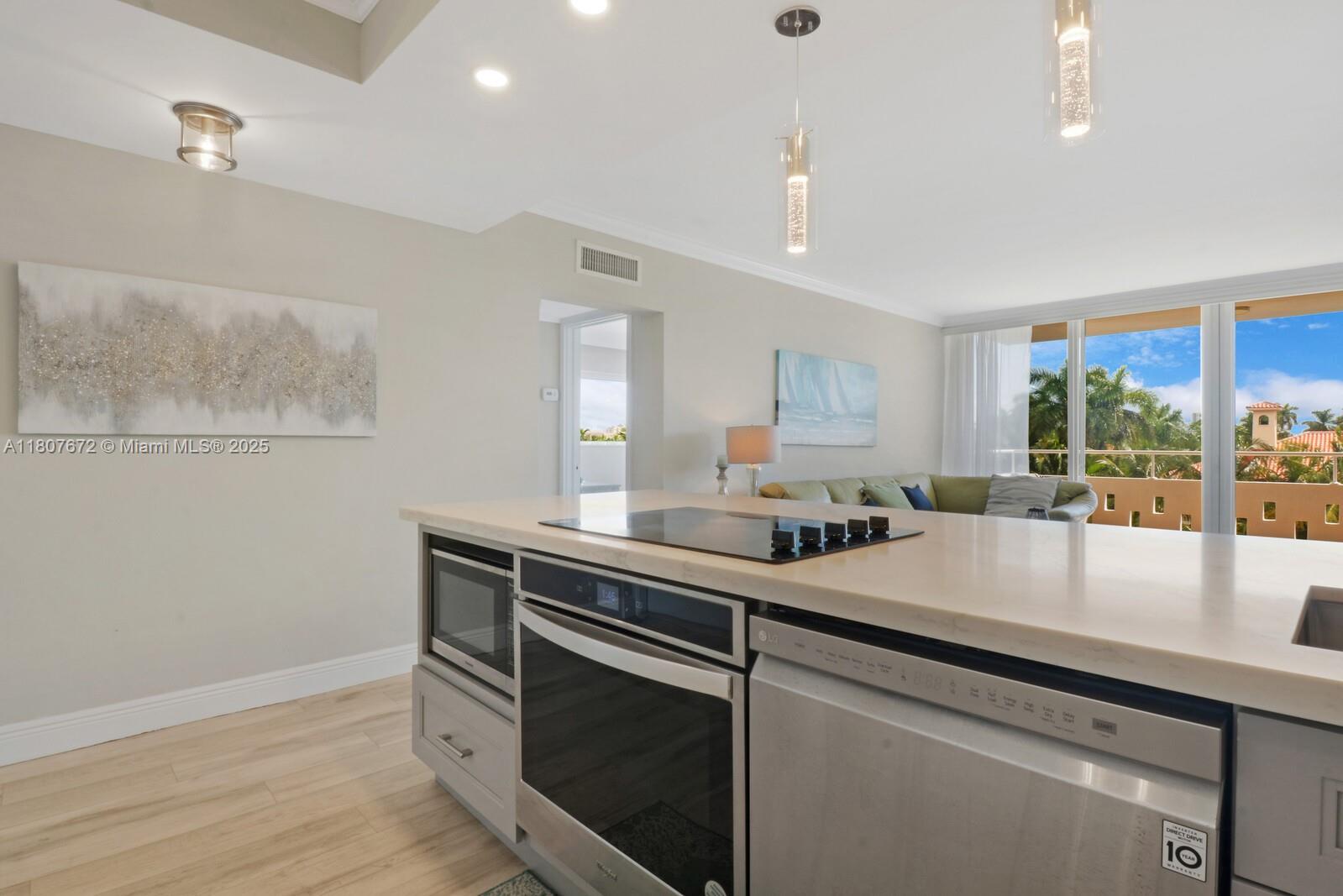 Property photo # 6