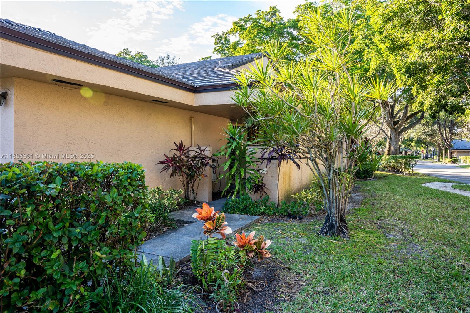 9286 N Chelsea Dr N, Plantation, Florida image 4