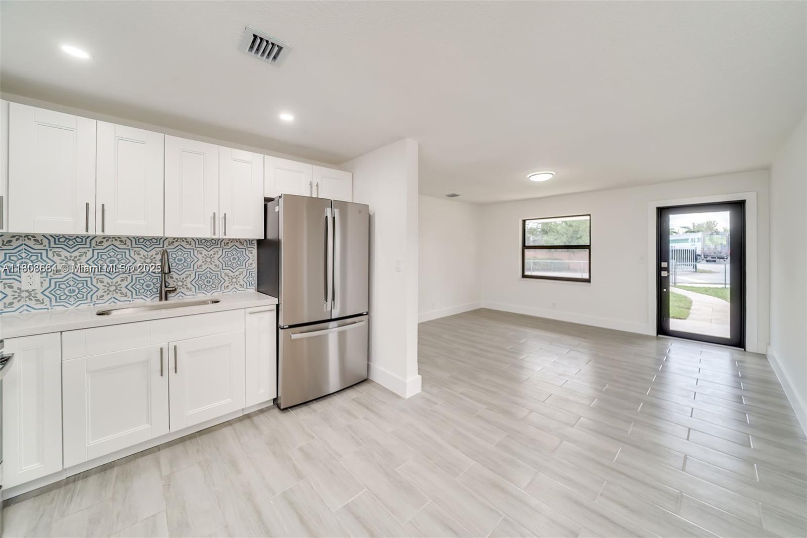 2447 Fletcher St, Hollywood, Florida image 17