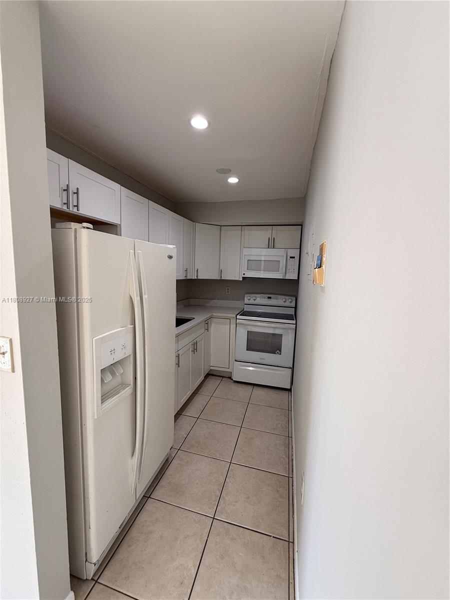 Property photo # 9