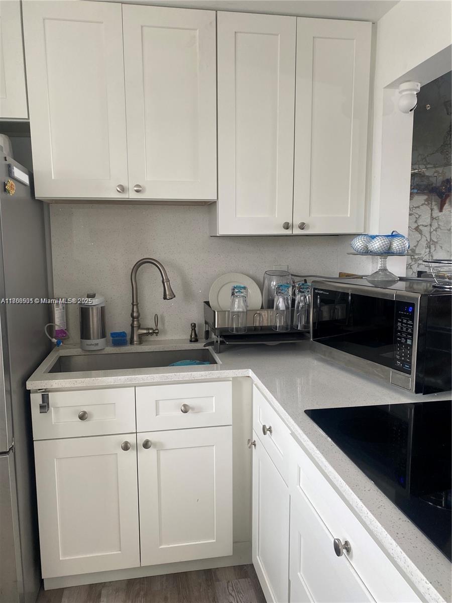 3030 Marcos Dr #T504, Aventura, Florida image 3