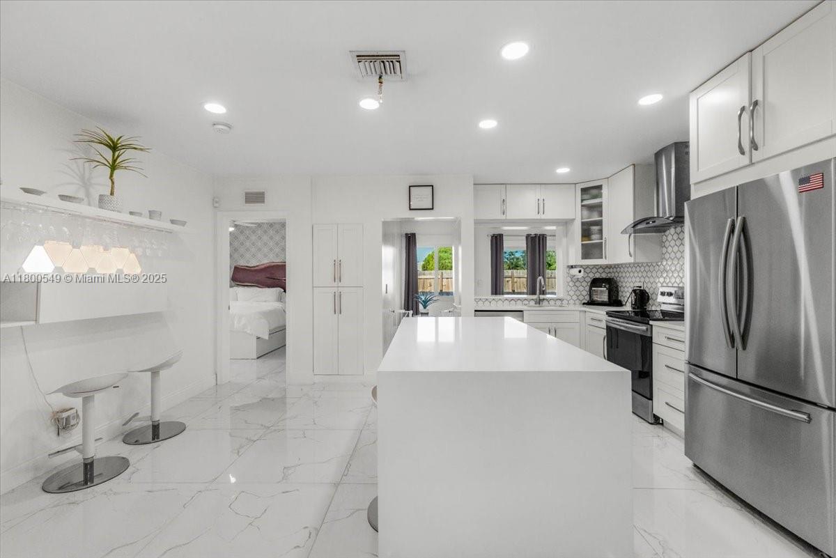 4340 NW 19th Ave, Oakland Park, Florida image 4