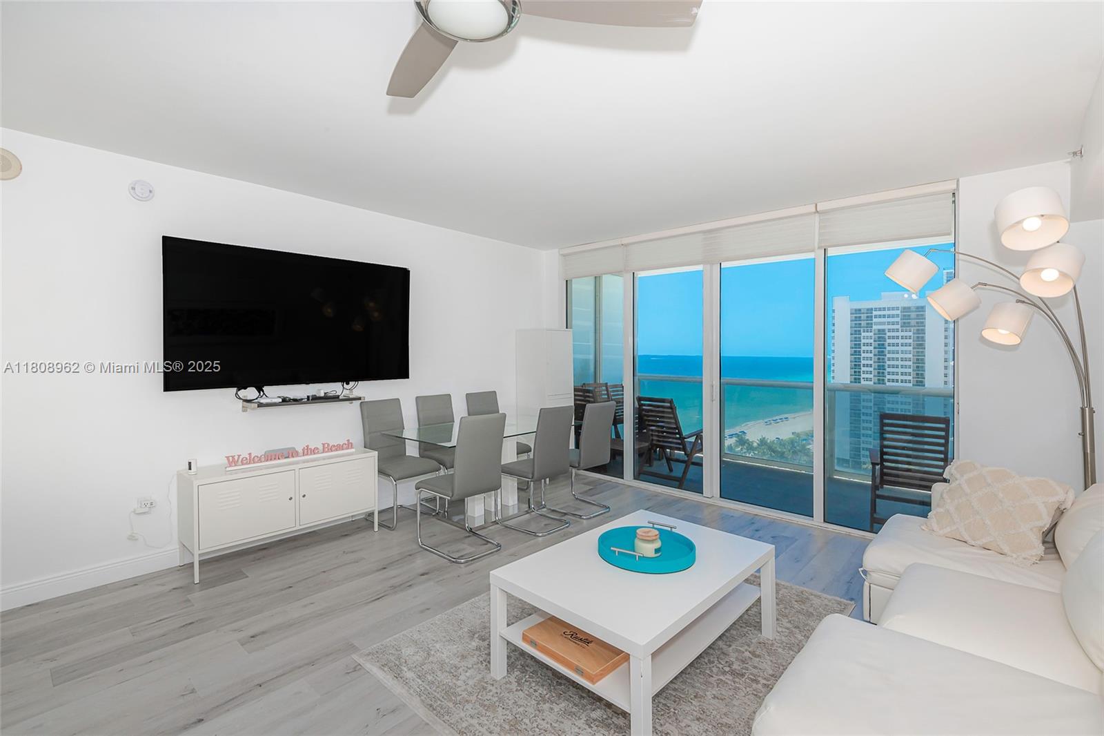Condo for Sale in Hallandale Beach, FL