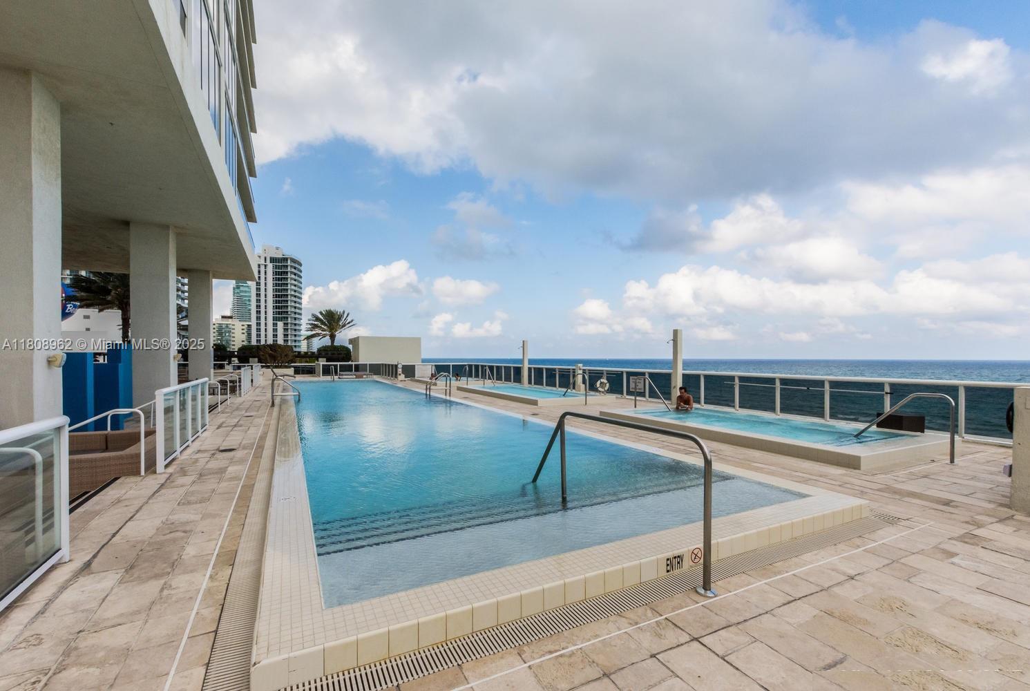 1830 S Ocean Dr #1605, Hallandale Beach, Florida image 23