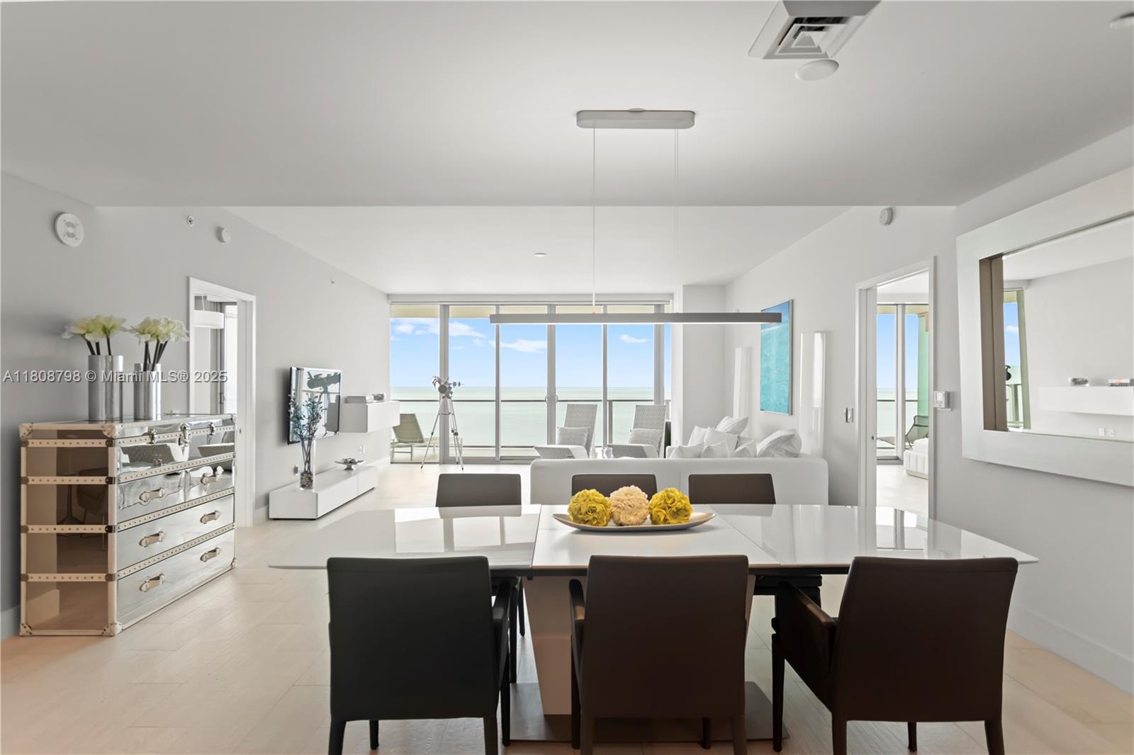 Oceana Key Biscayne, FL 33149
