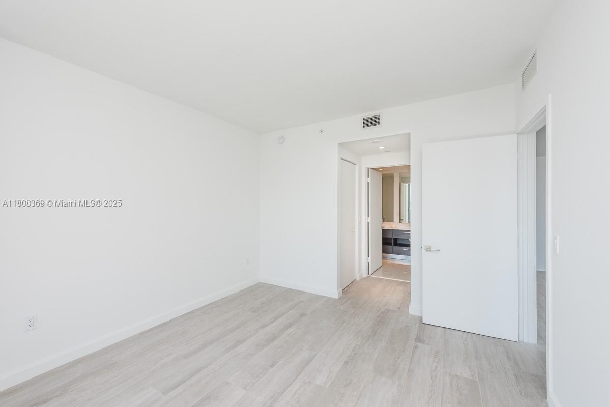 45 SW 9th Street #4105, Miami FL 33130