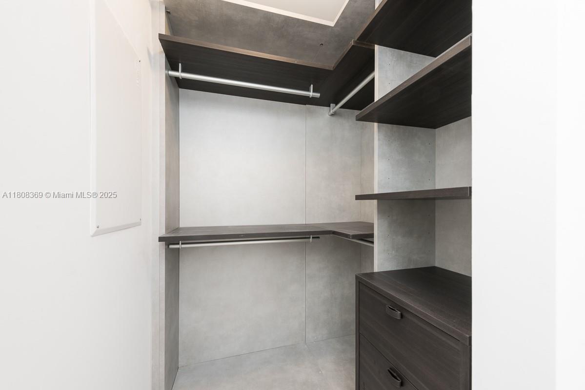 45 SW 9th Street #4105, Miami FL 33130