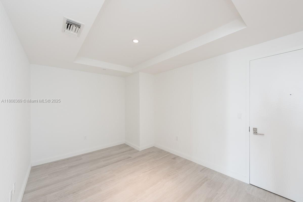 45 SW 9th Street #4105, Miami FL 33130
