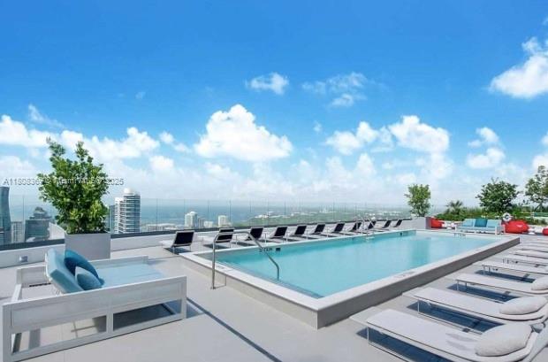 45 SW 9th Street #4105, Miami FL 33130