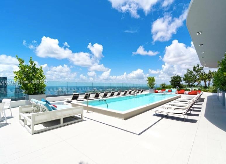 45 SW 9th Street #4105, Miami FL 33130