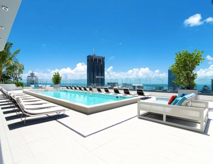 45 SW 9th Street #4105, Miami FL 33130