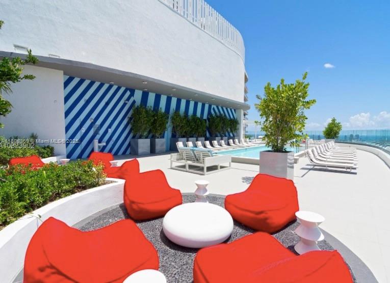 45 SW 9th Street #4105, Miami FL 33130
