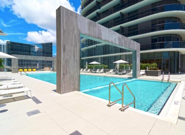45 SW 9th Street #4105, Miami FL 33130