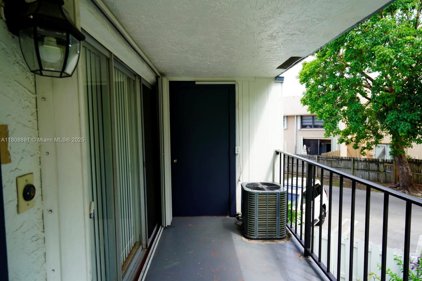 Property photo # 9
