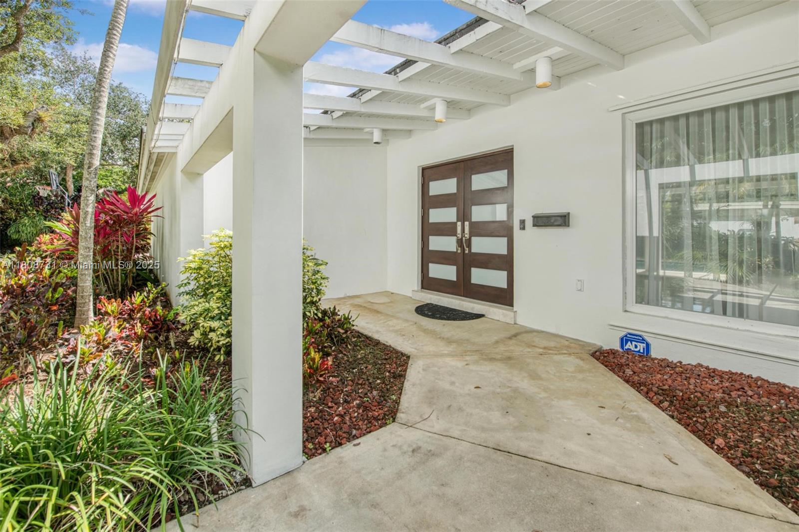 Property photo # 7