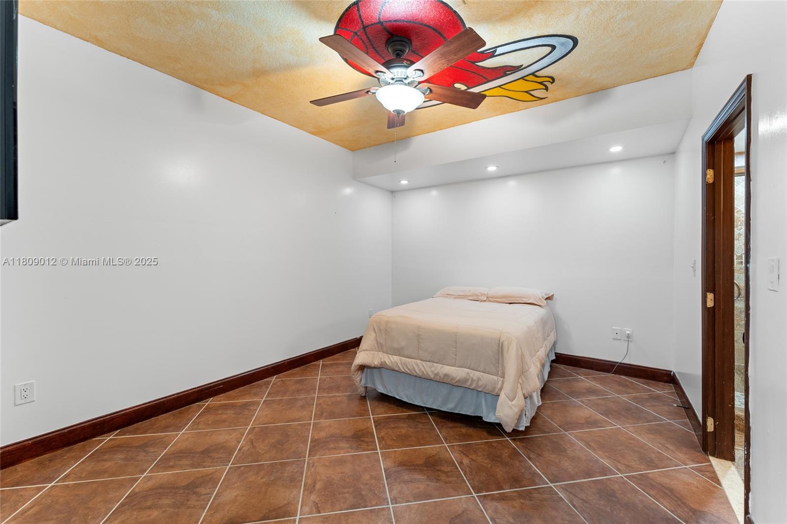 16526 SW 51st Ter, Miami, Florida image 7