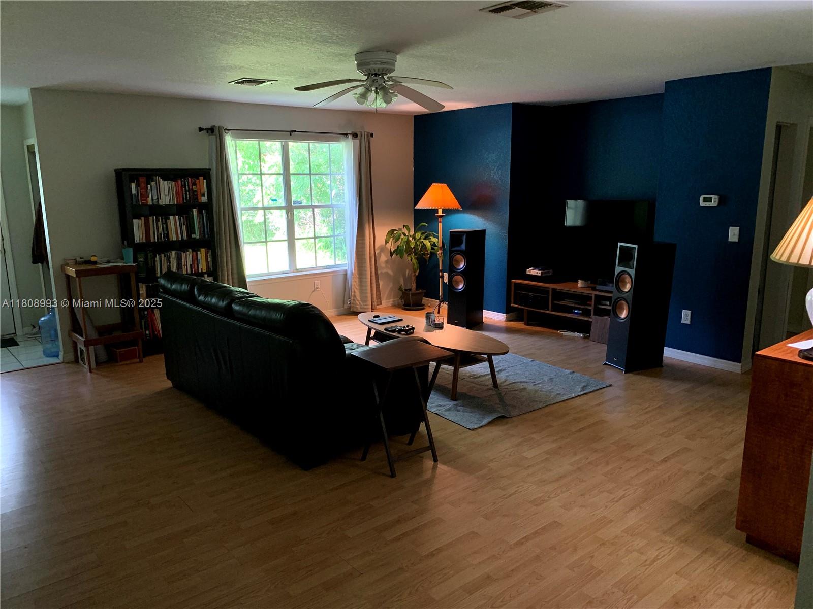 325 E Plymouth, Deland, Florida image 12