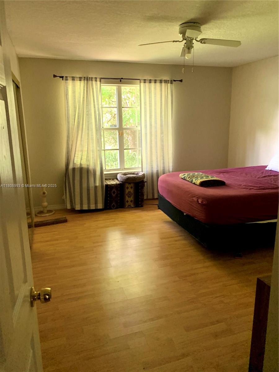325 E Plymouth, Deland, Florida image 25