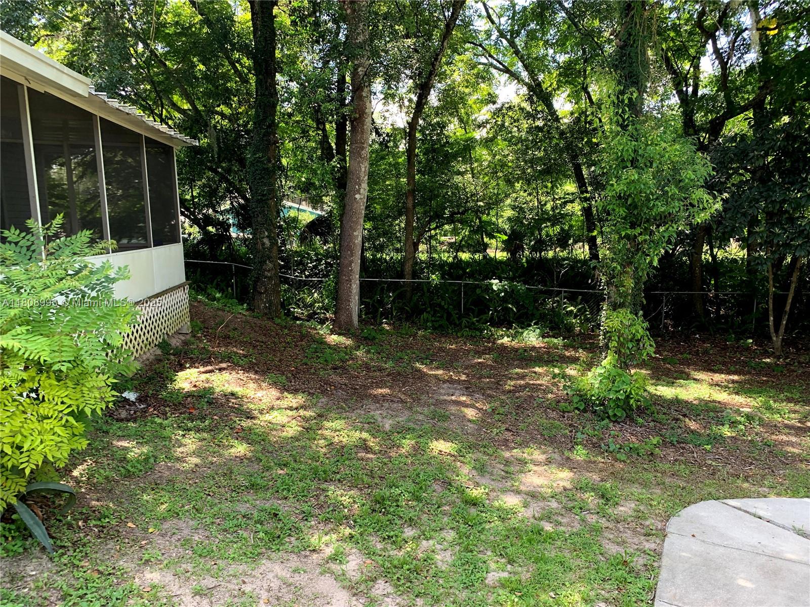 325 E Plymouth, Deland, Florida image 7
