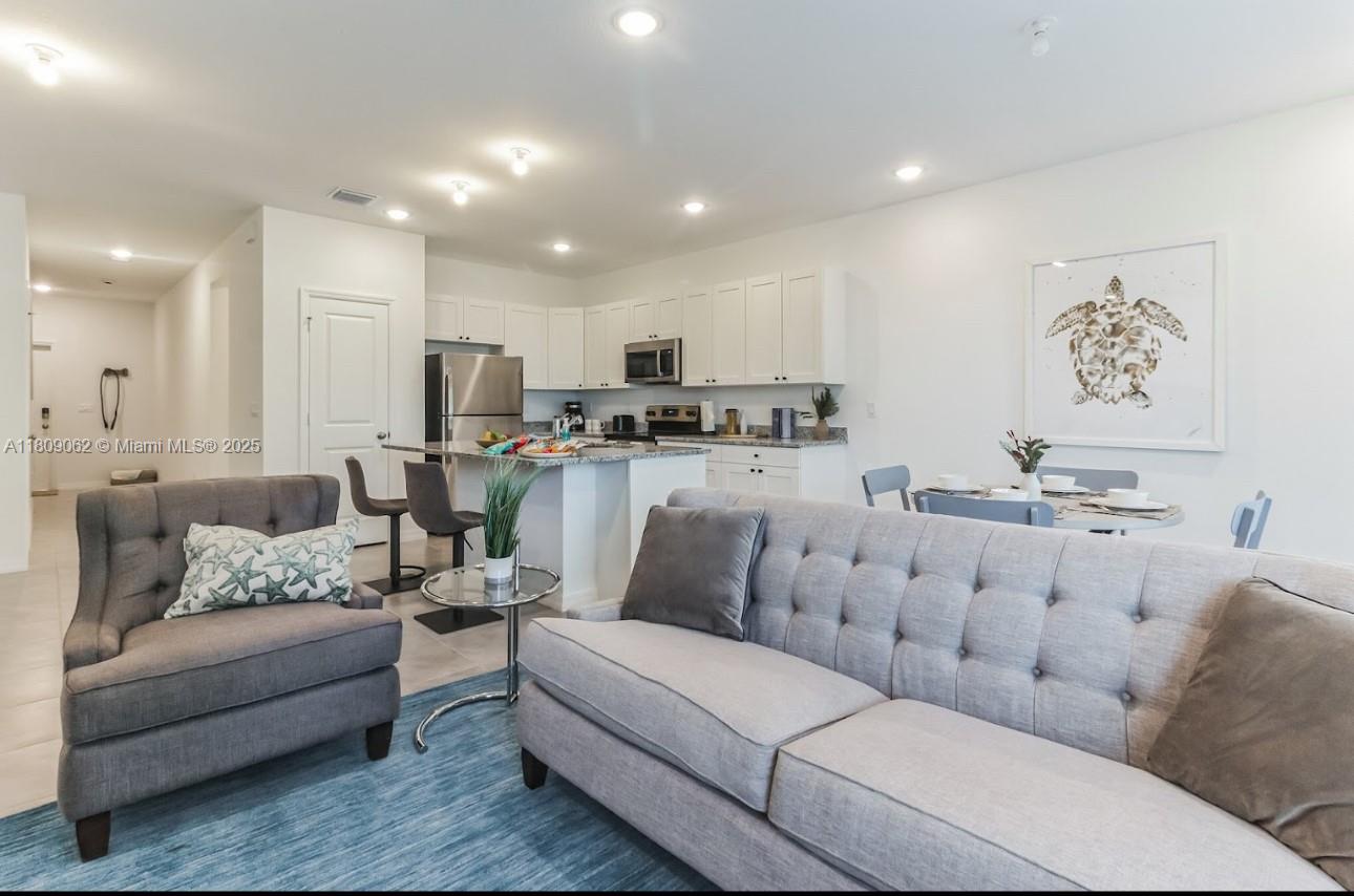 Property photo # 2