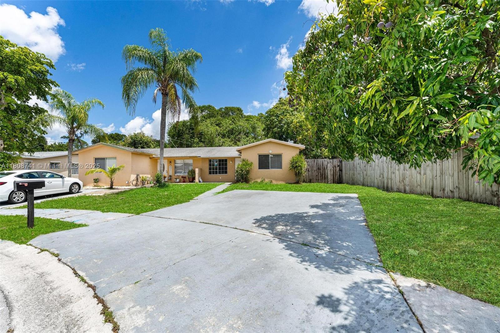 22123 SW 62nd Ct, Boca Raton, Florida image 3