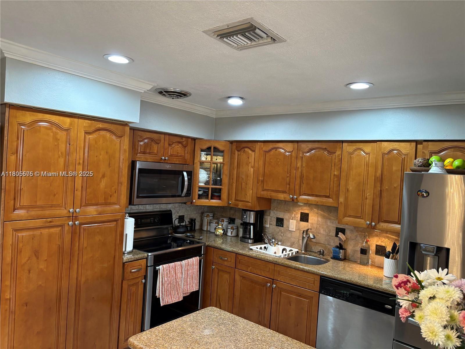 7430 Buchanan St, Hollywood, Florida image 16