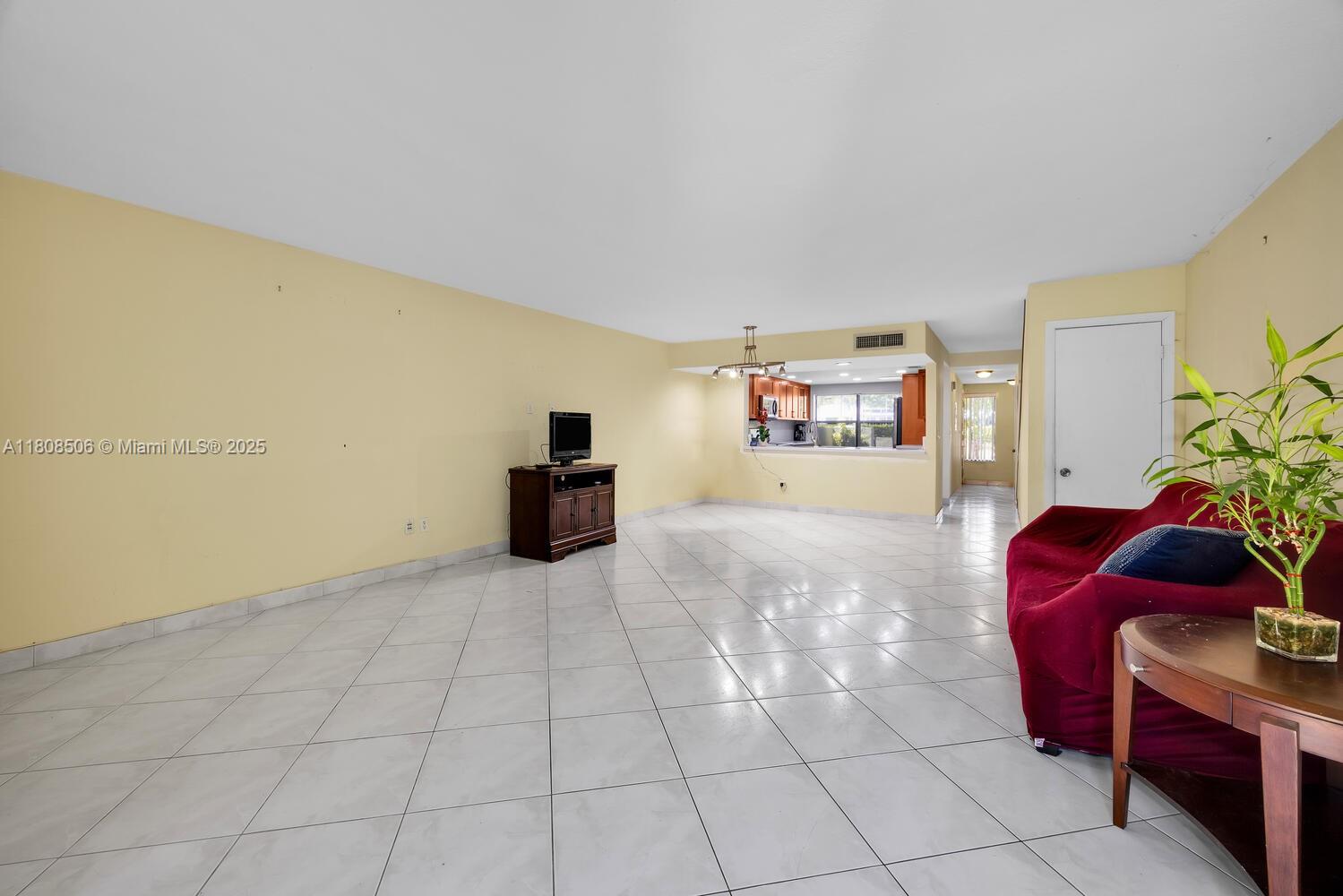 10000 NW 41st St #25, Doral, Florida image 12