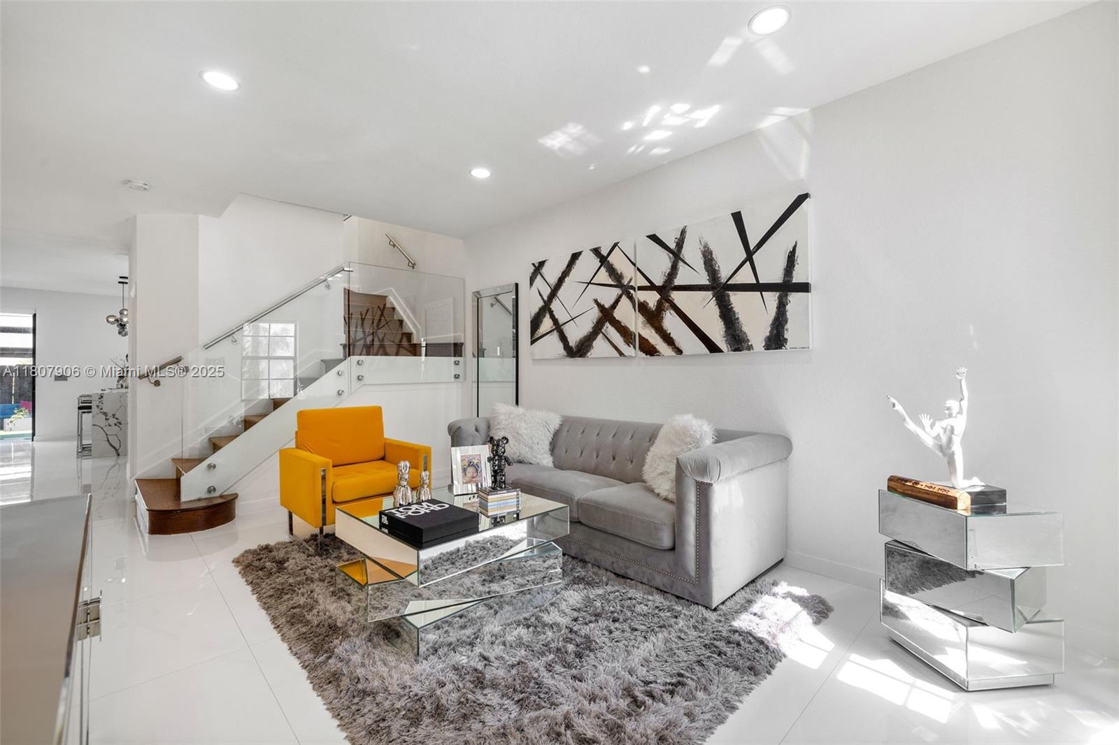 8780 NW 116th Path, Doral, Florida image 7