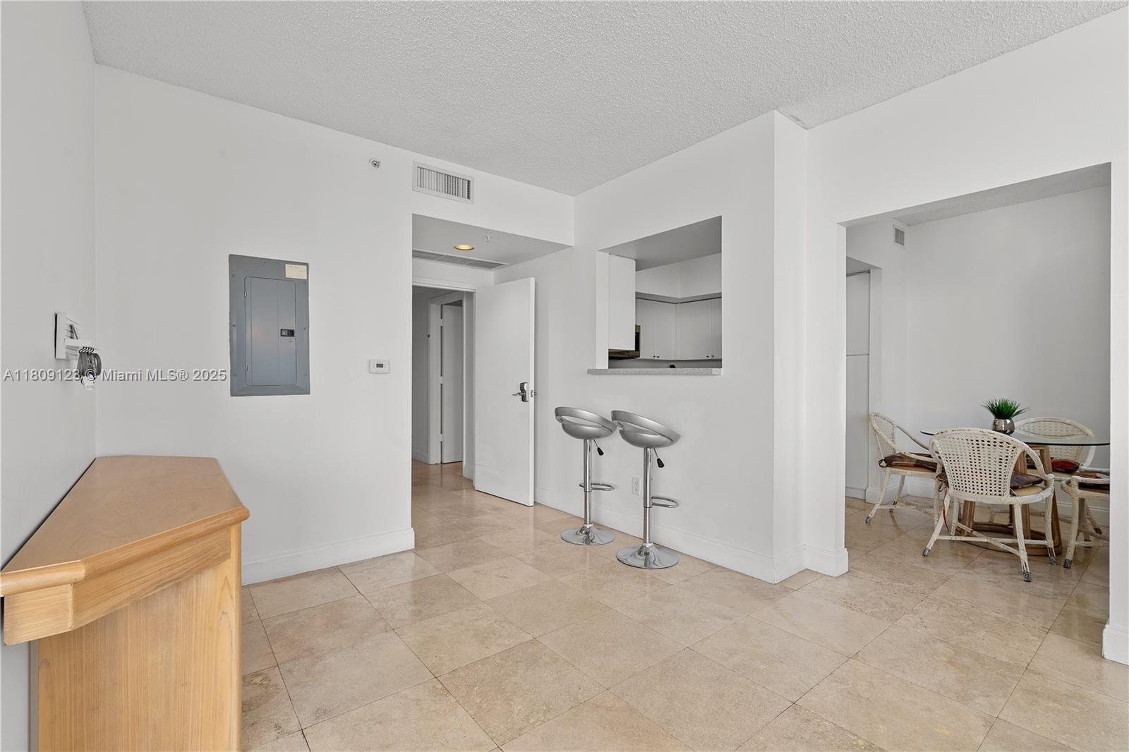 17375 Collins Ave #1108, Sunny Isles Beach, Florida image 9