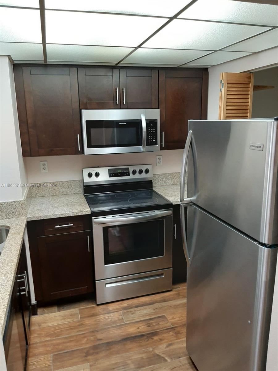 Property photo # 6