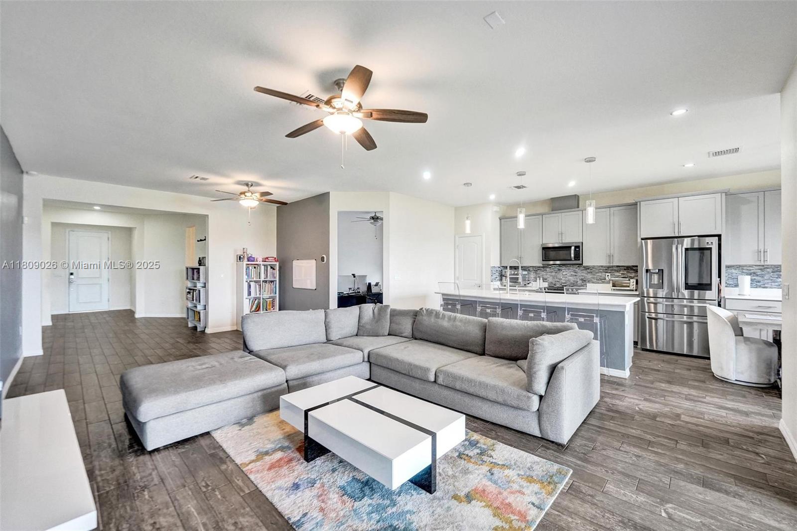 8324 Catria Ln, Lake Worth, Florida image 5