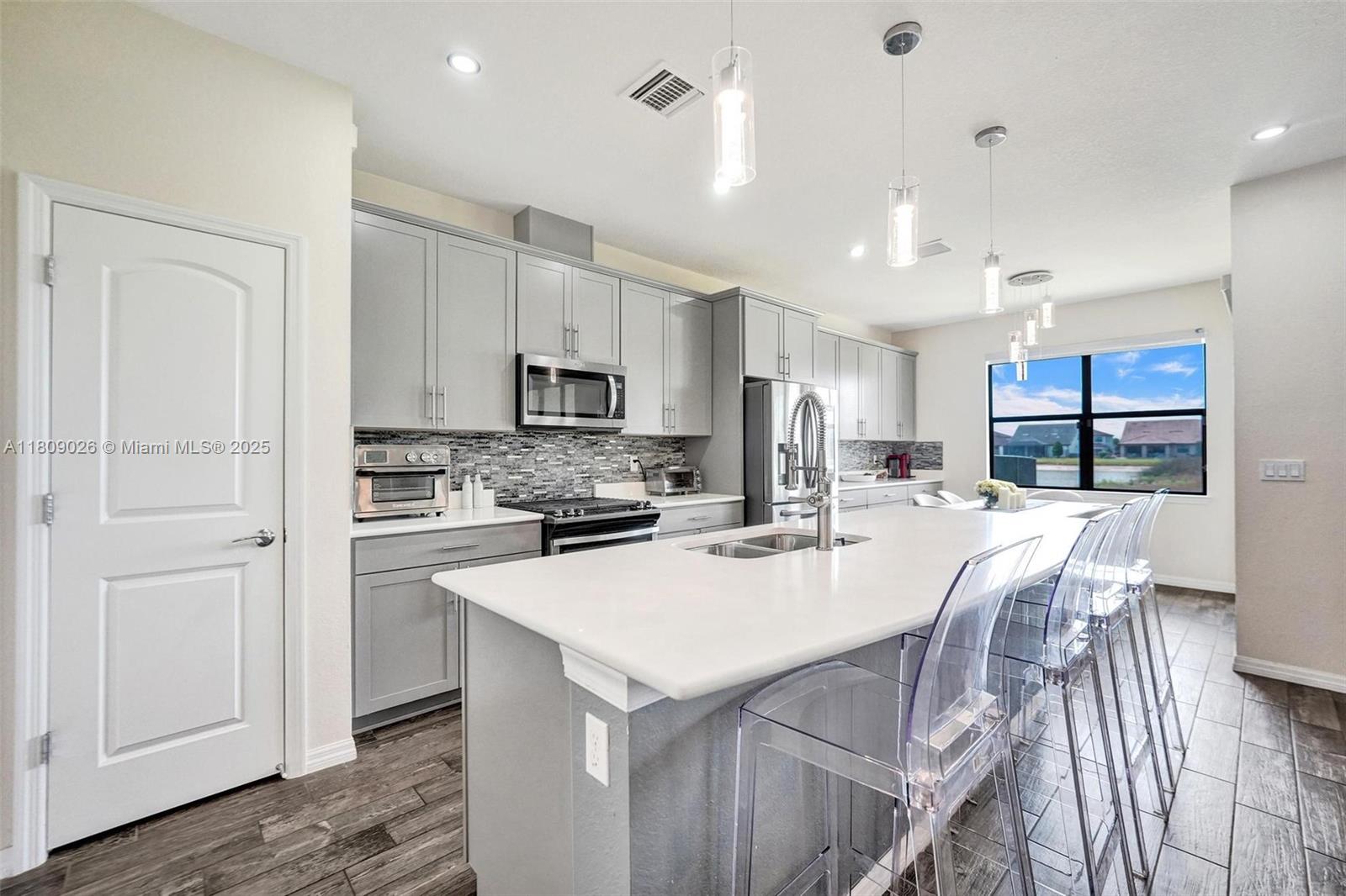 8324 Catria Ln, Lake Worth, Florida image 7