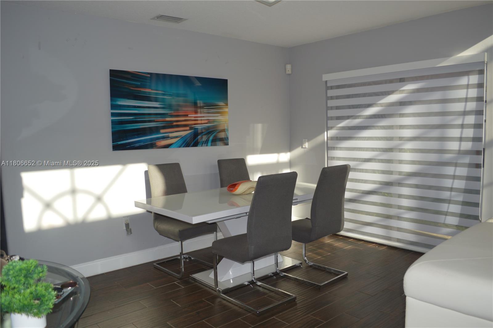 2220 NW 137th Ave, Sunrise, Florida image 6