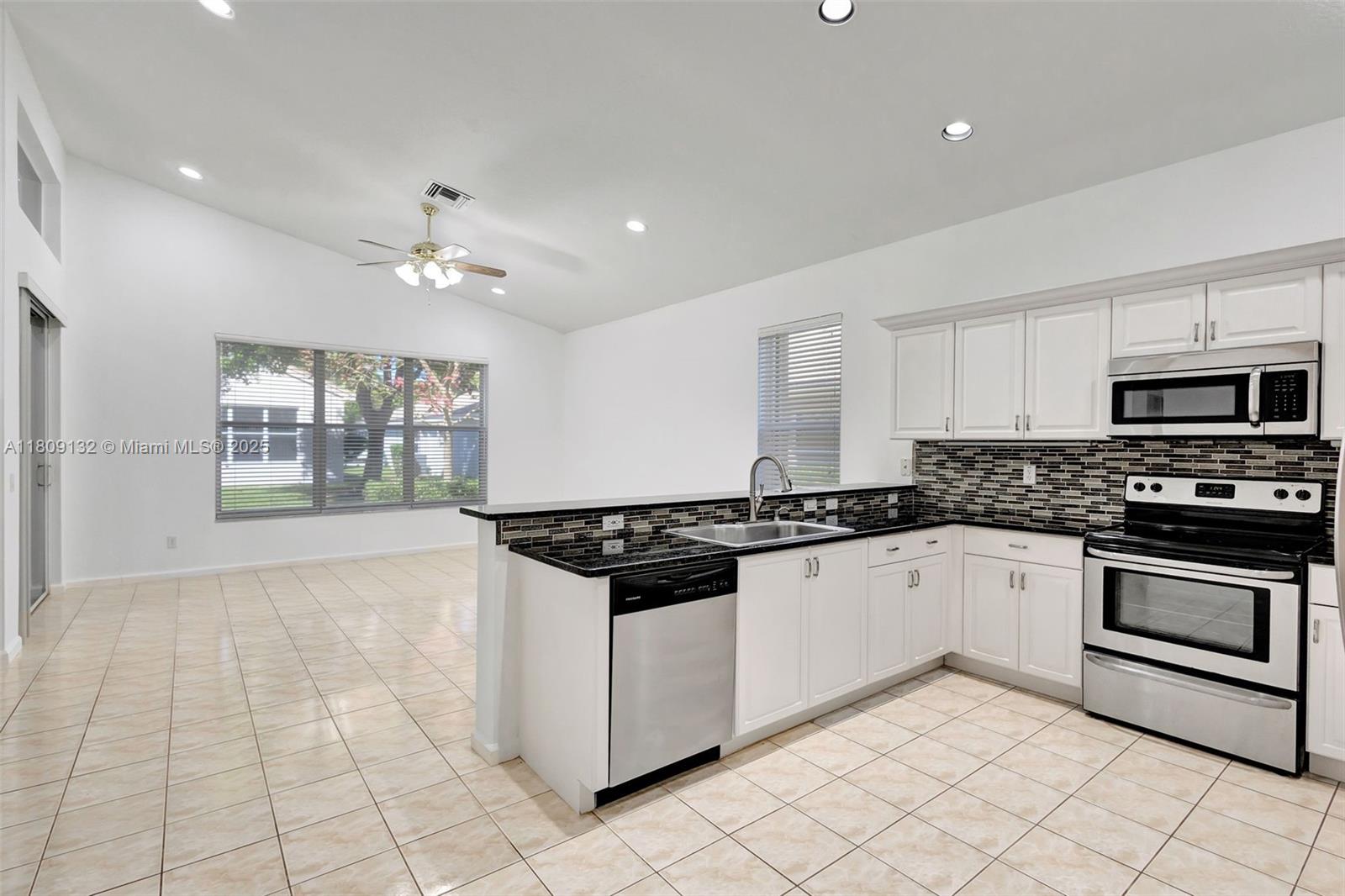 11564 Puerto Blvd, Boynton Beach, Florida image 32
