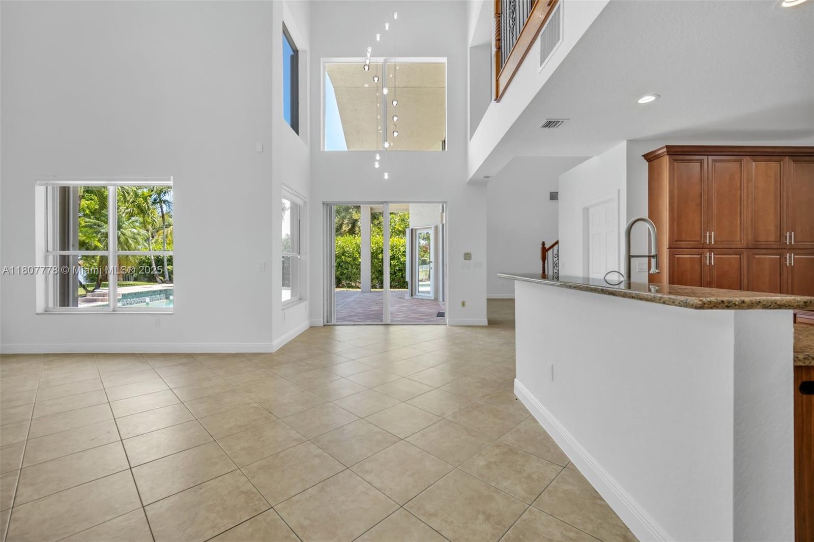5466 SW 187th Ter, Miramar, Florida image 18