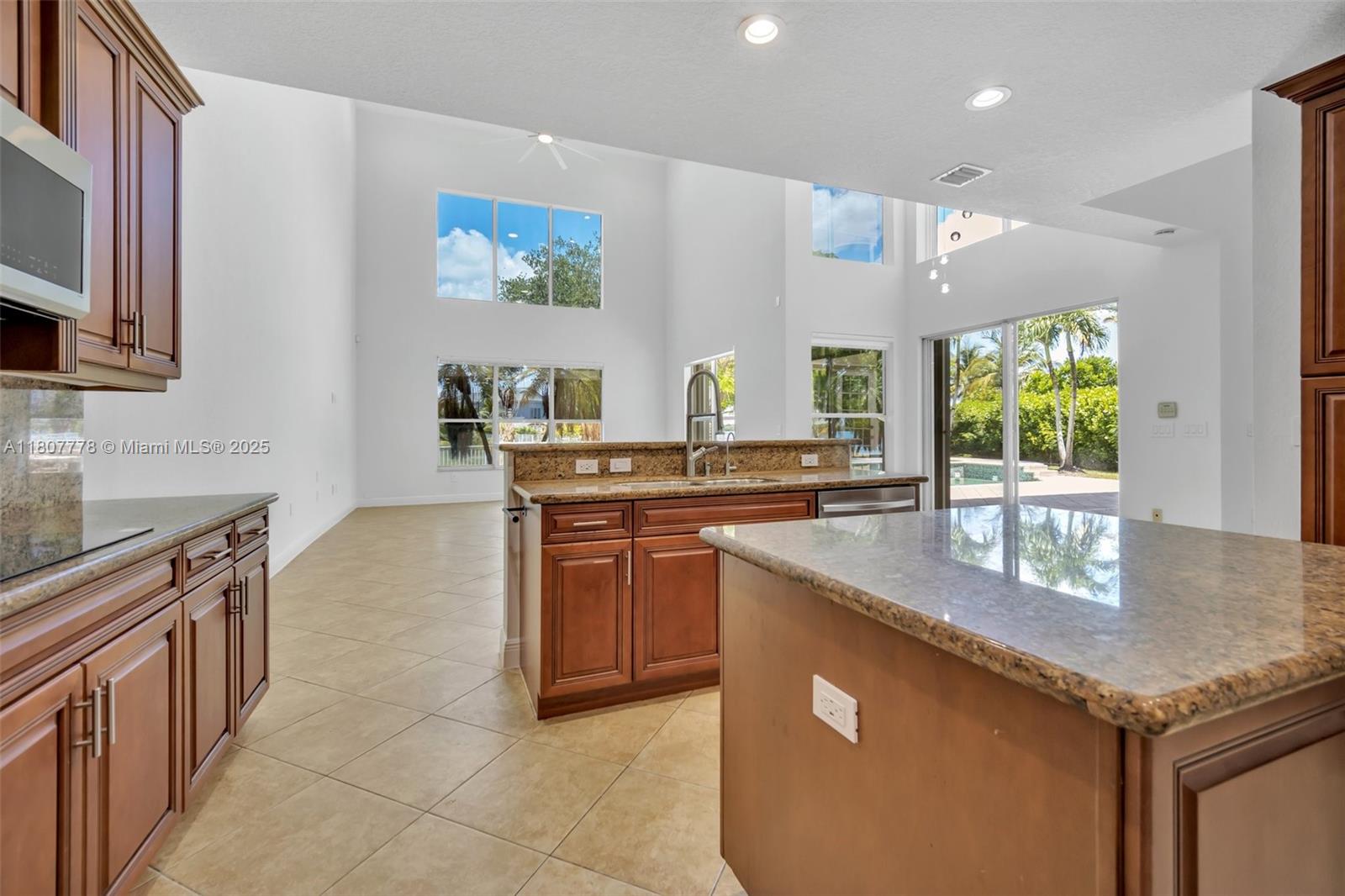 5466 SW 187th Ter, Miramar, Florida image 21