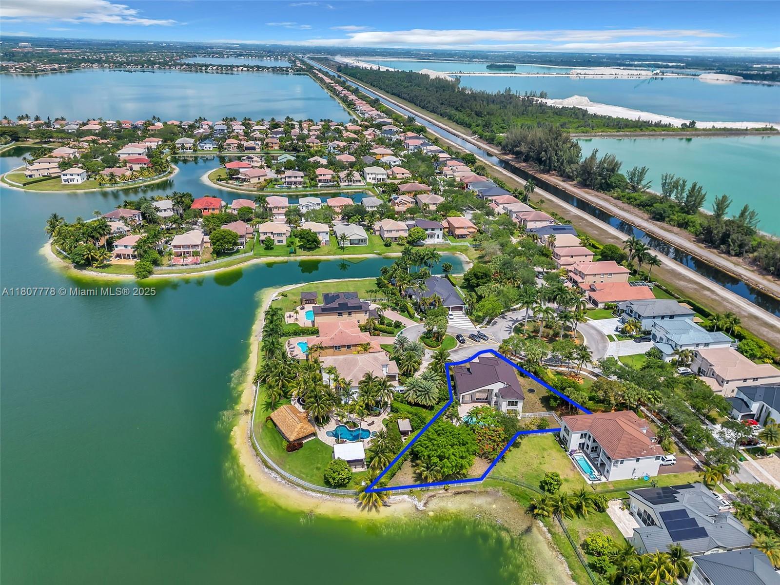 5466 SW 187th Ter, Miramar, Florida image 7