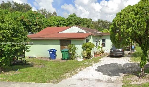 1741 NW 92nd St, Miami, Florida image 2