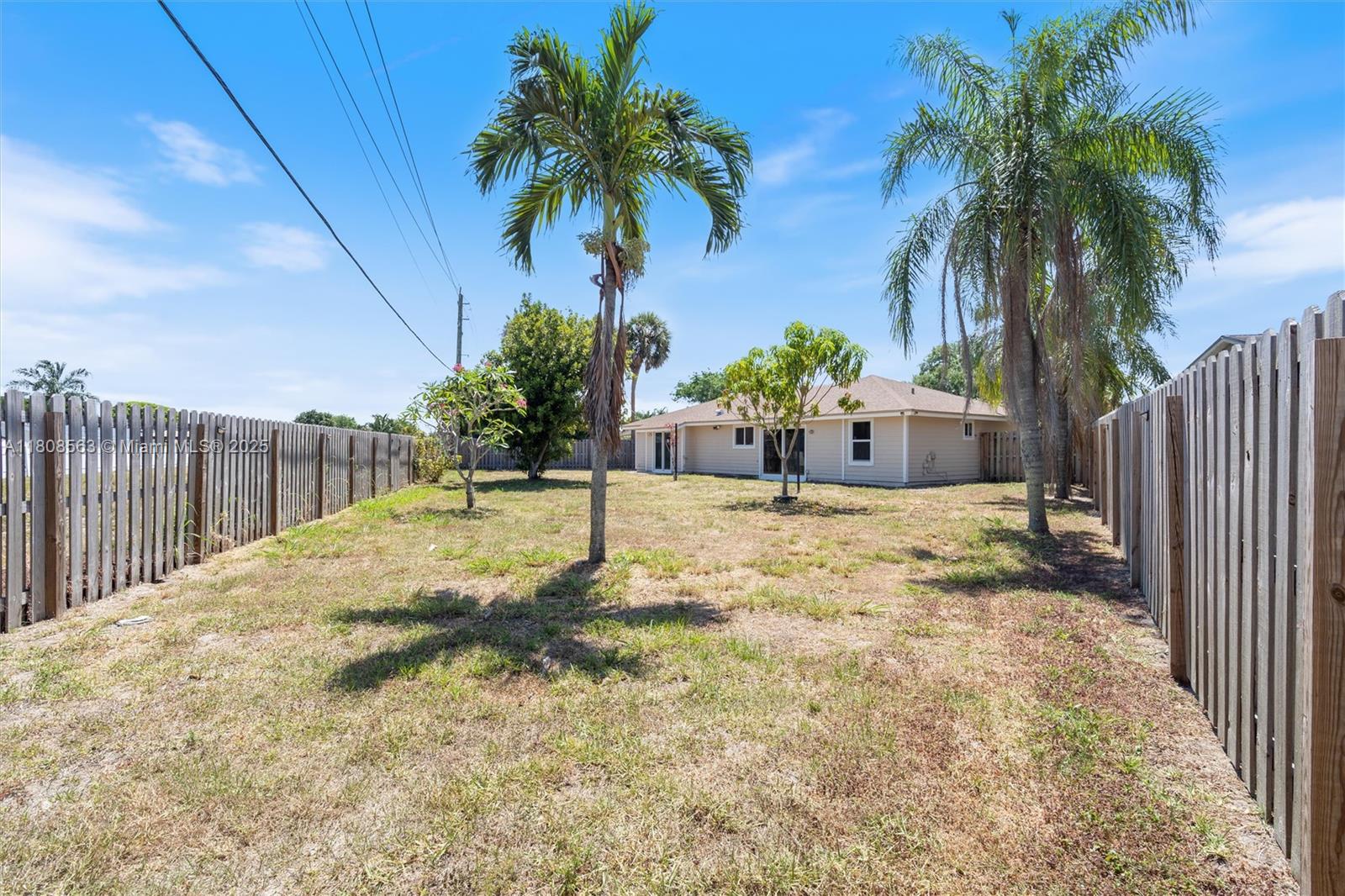 5492 Barnstead Cir, Lake Worth, Florida image 3