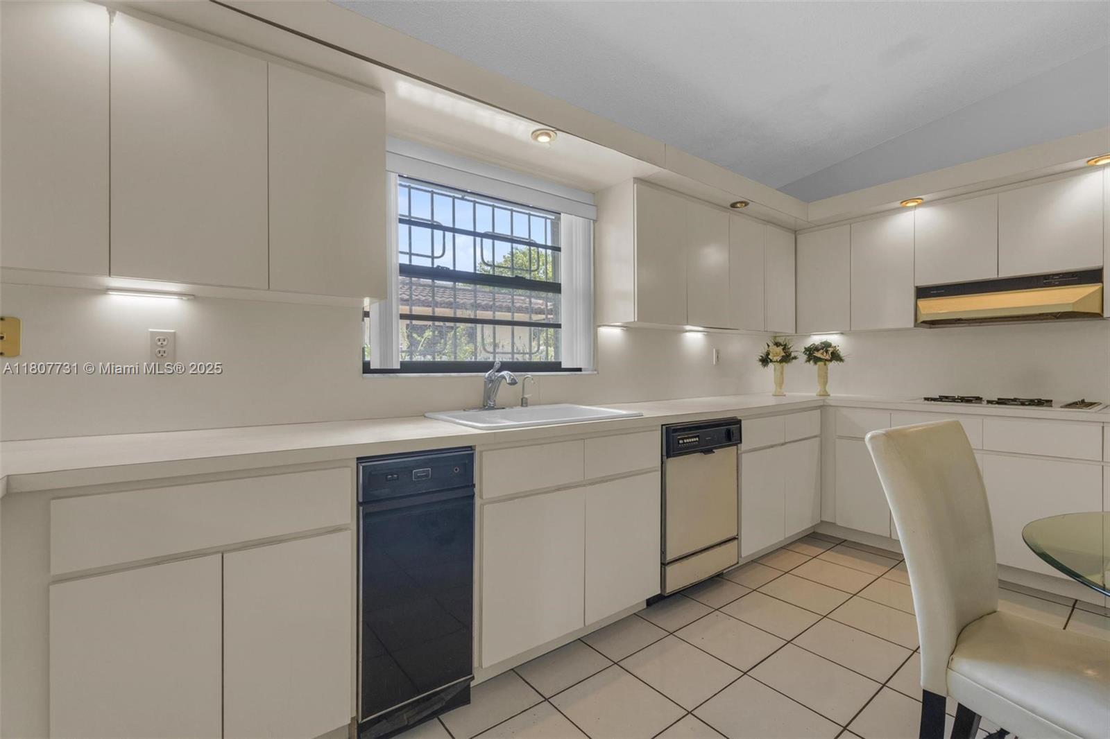 1500 71st St, Miami Beach, Florida image 13