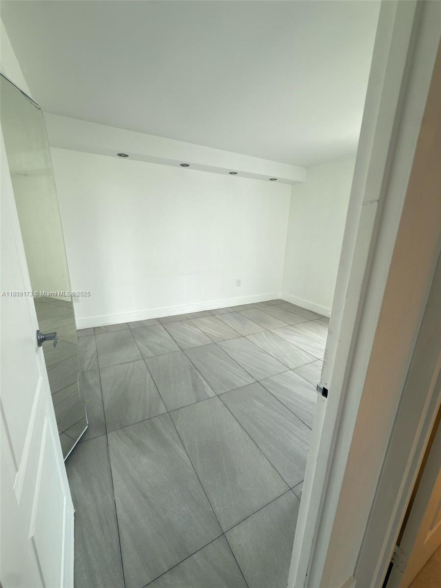3625 N Country Club Dr #2603, Aventura, Florida image 14