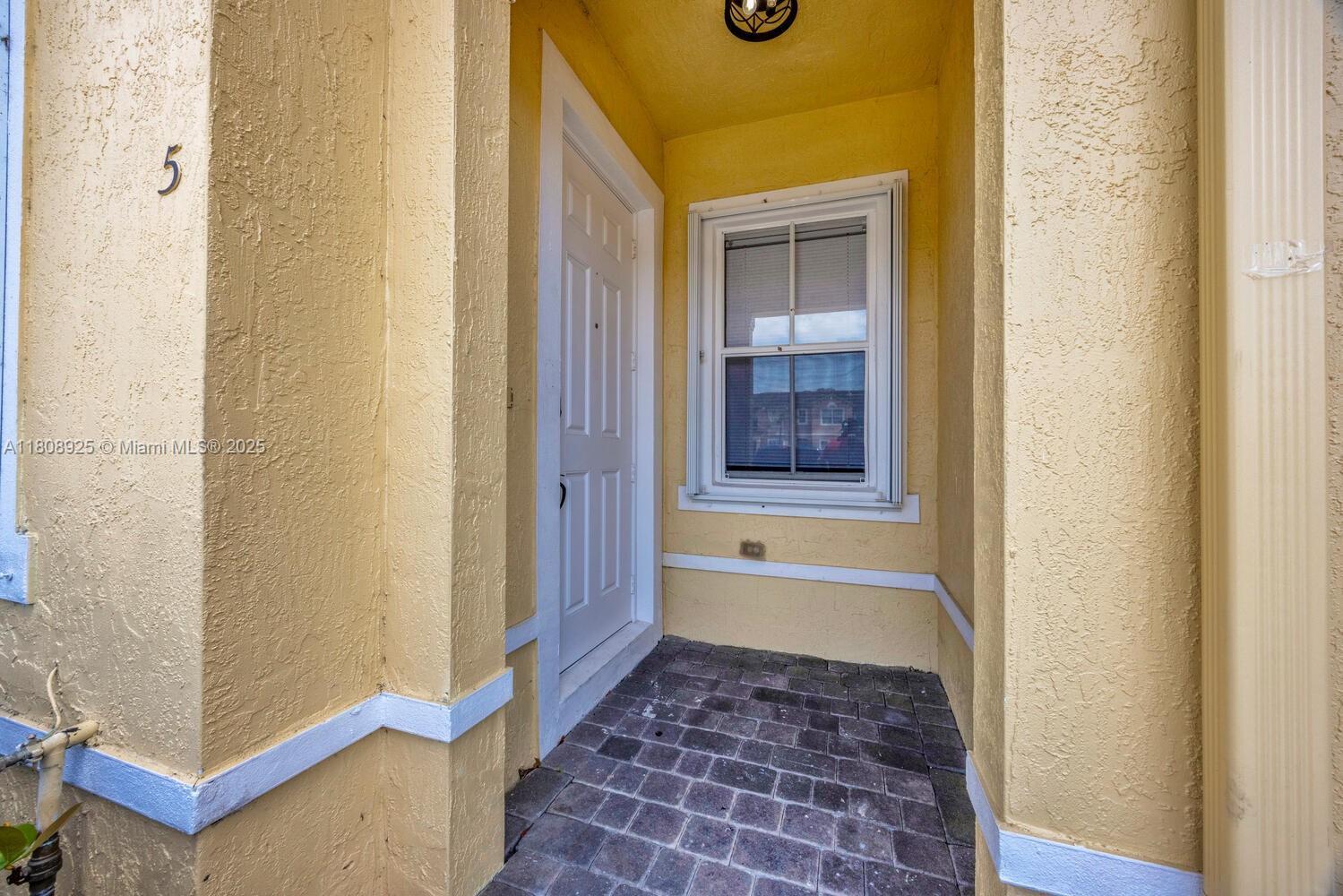 2928 SE 2nd St #5, Homestead, Florida image 17