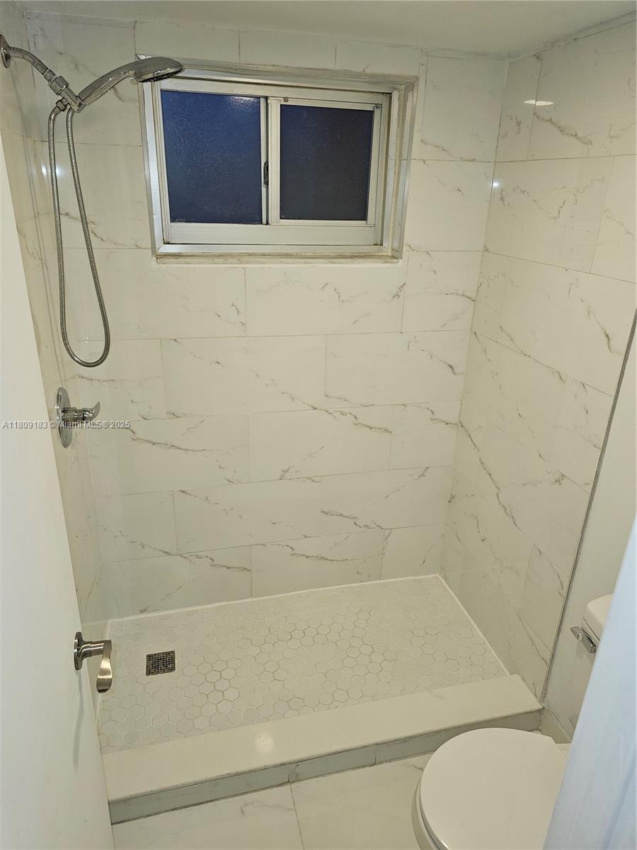 6850 R O Y A L Palm Bl #209-G, Margate, Florida image 16
