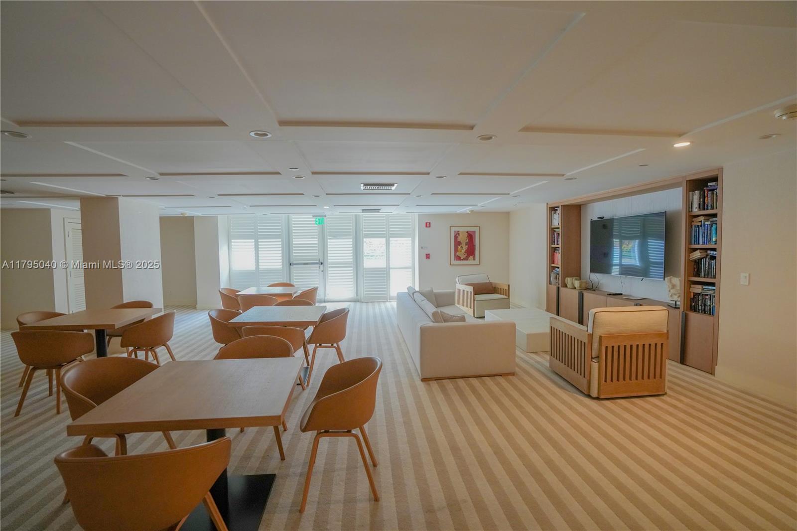 445 Grand Bay Dr #802, Key Biscayne, Florida image 23