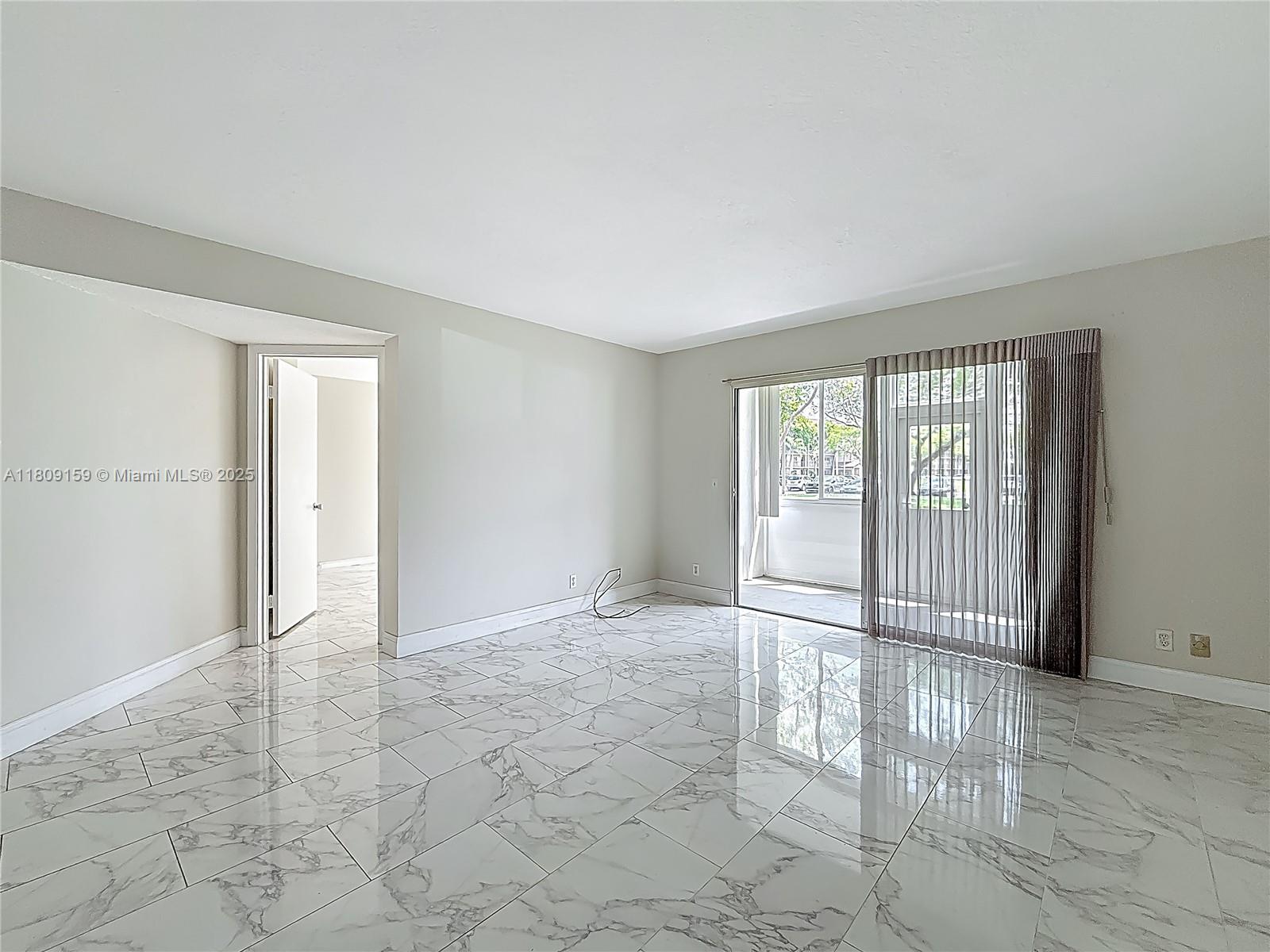 1100 SW 130th Ave #111H, Pembroke Pines, Florida image 21