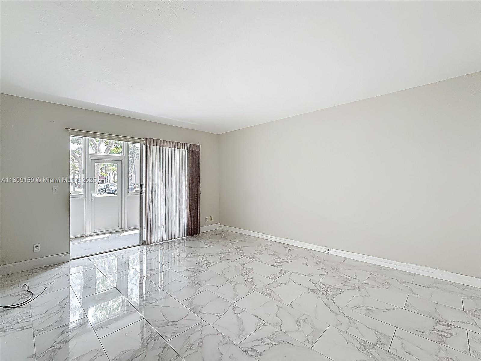 1100 SW 130th Ave #111H, Pembroke Pines, Florida image 23