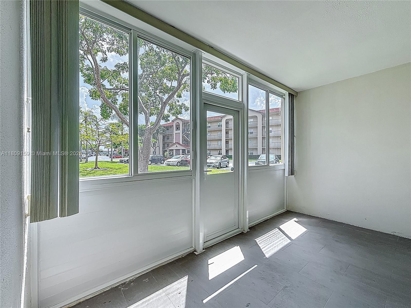1100 SW 130th Ave #111H, Pembroke Pines, Florida image 39