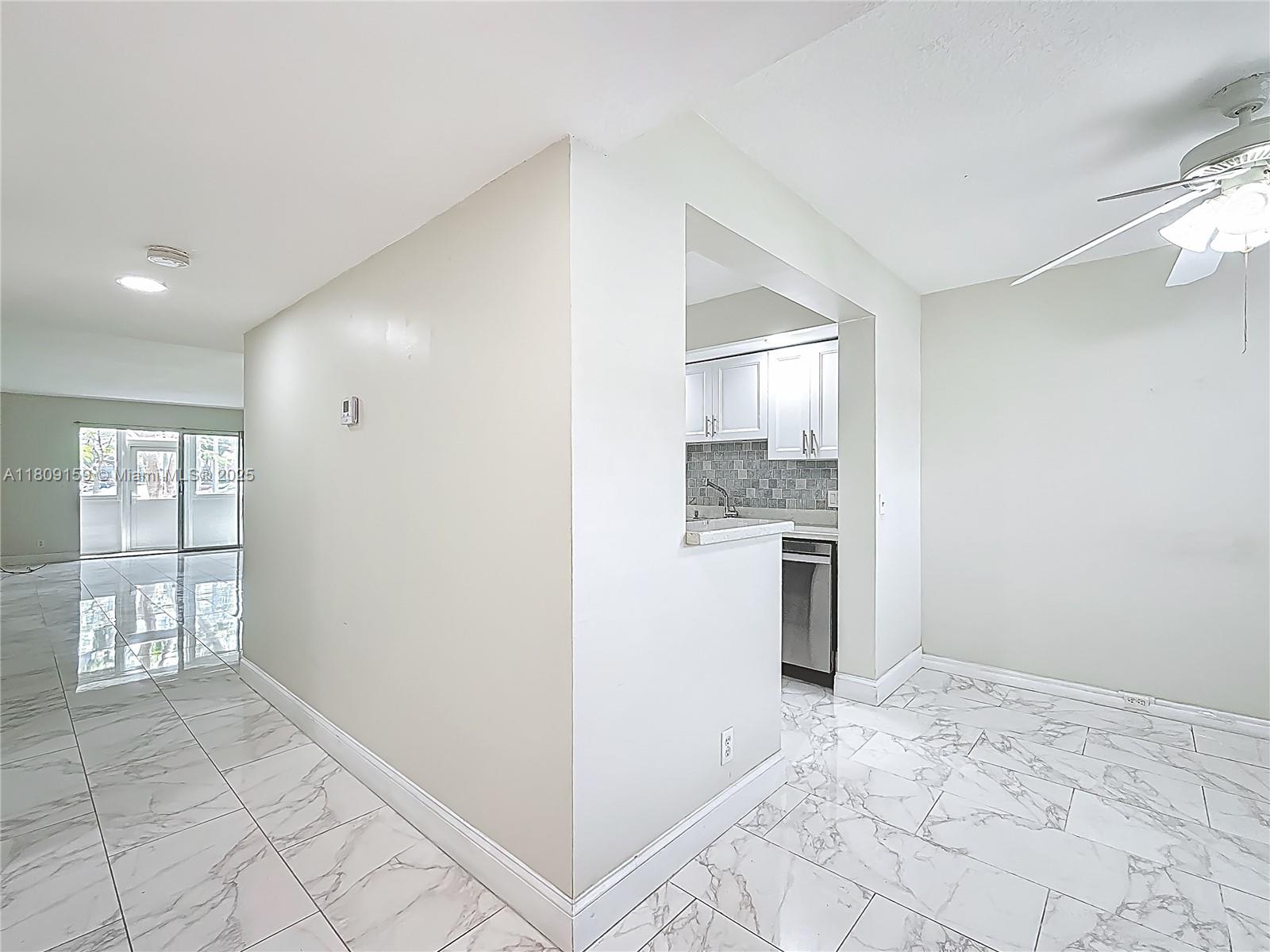1100 SW 130th Ave #111H, Pembroke Pines, Florida image 8