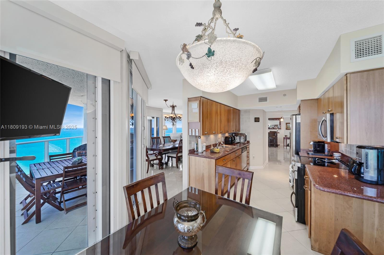 16445 Collins Ave #2226, Sunny Isles Beach, Florida image 31