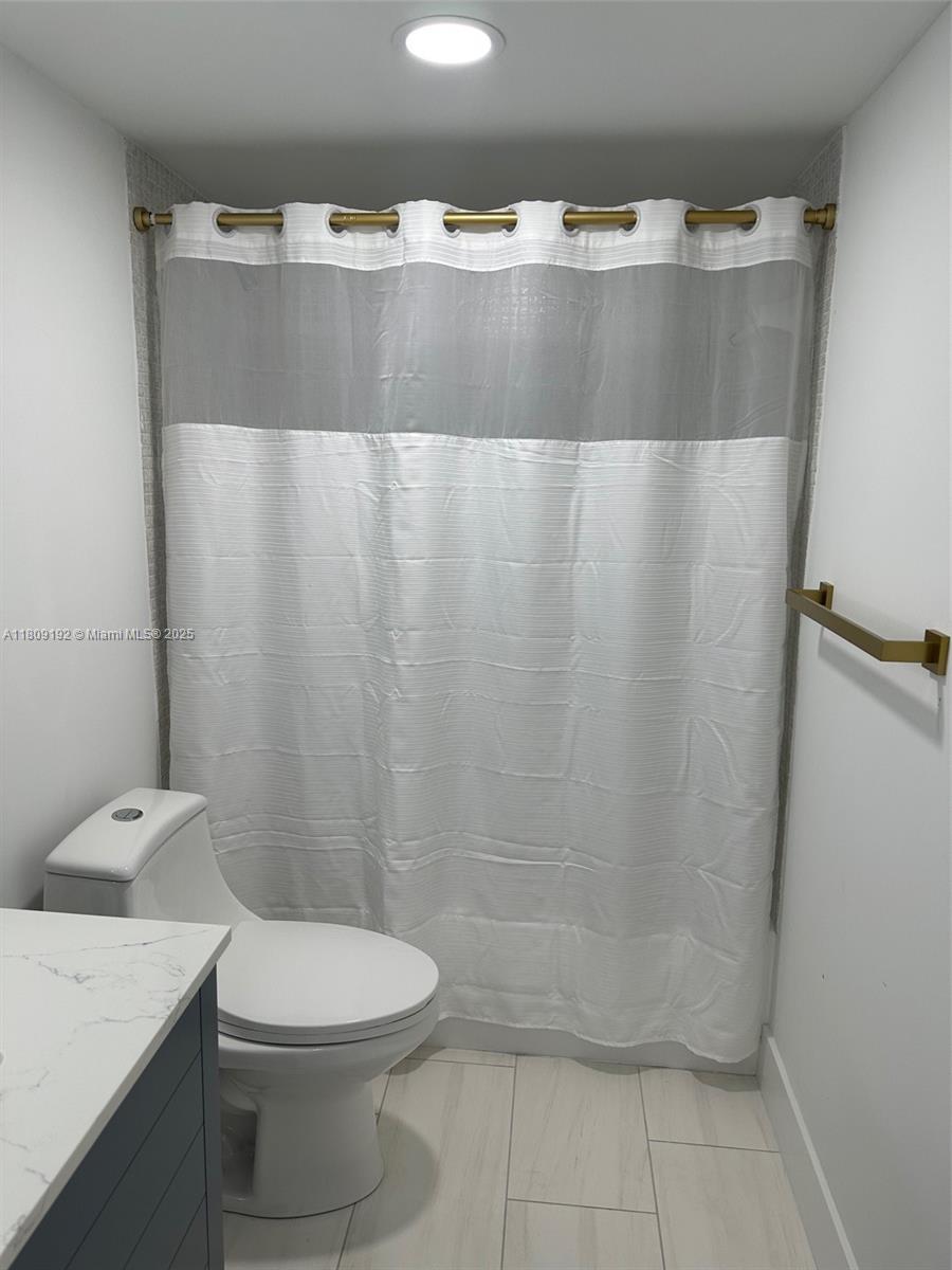 9201 Sunrise Lakes Blvd #301, Sunrise, Florida image 13